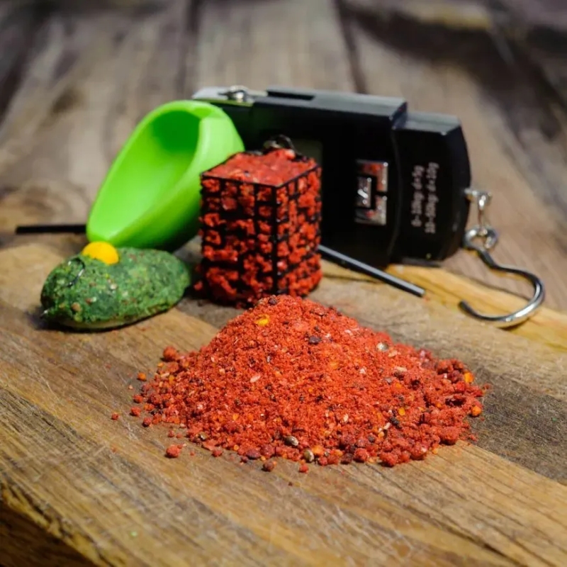 MEUS ZANĘTA INSTANT GROUNDBAIT 700G TRUSKAWKA